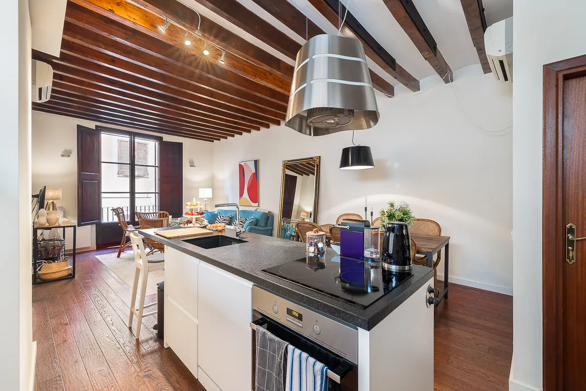 Urocze mieszkanie w cichej, topowej lokalizacji-5