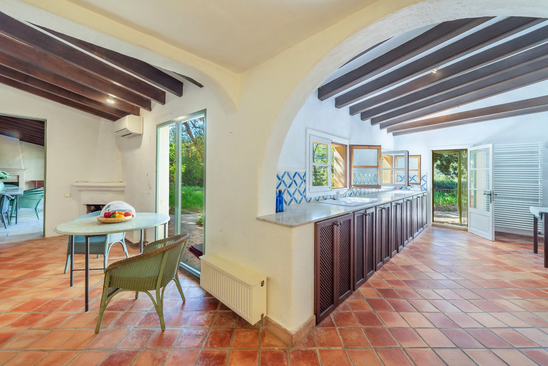 Encantadora casa en lo alto del Monte Calvario con vistas al mar y la montaña-7