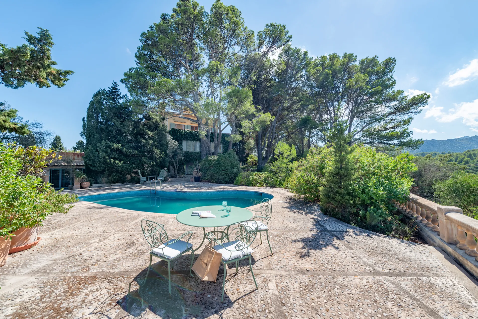 Encantadora casa en lo alto del Monte Calvario con vistas al mar y la montaña-2