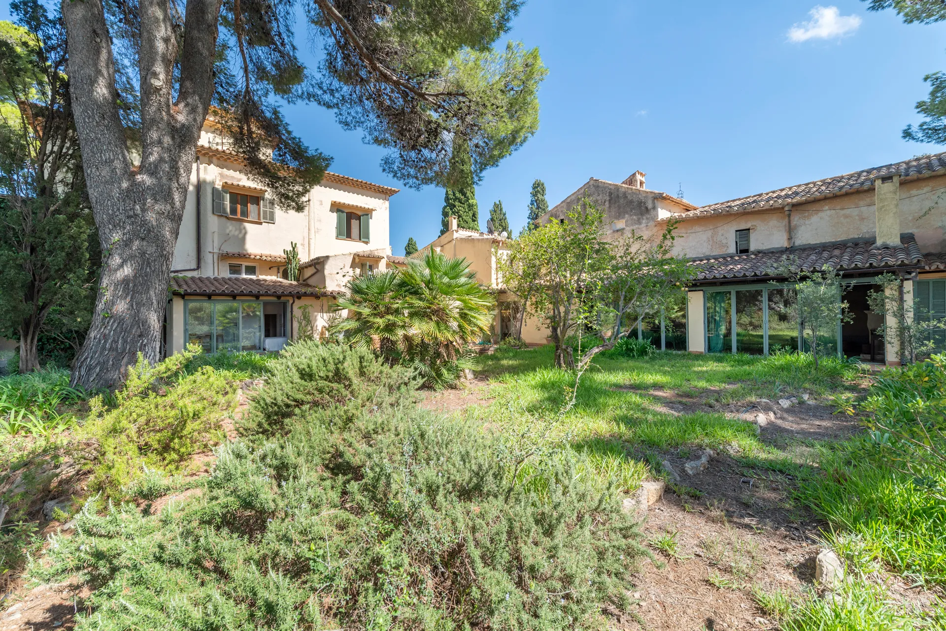 Encantadora casa en lo alto del Monte Calvario con vistas al mar y la montaña-6