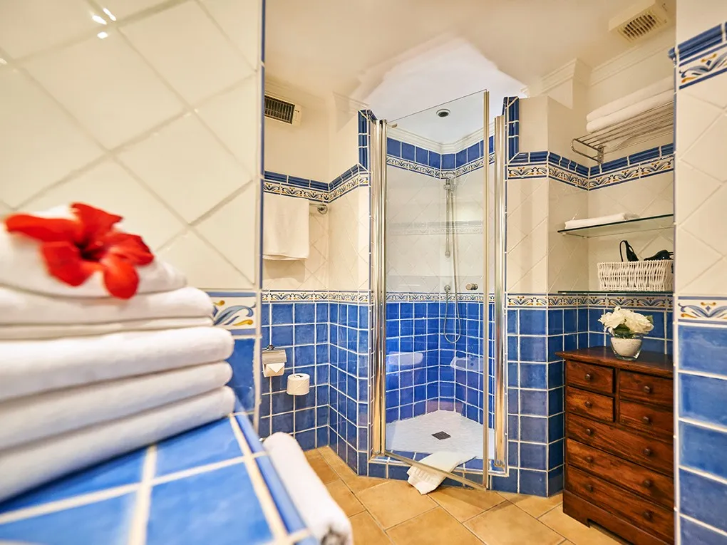 Apartament mediterrani amb fantàstiques vistes al mar i a la piscina-10