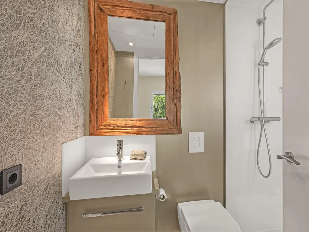 Exklusiv takvåning i eftertraktat bostadsområde vid golfbanan-7