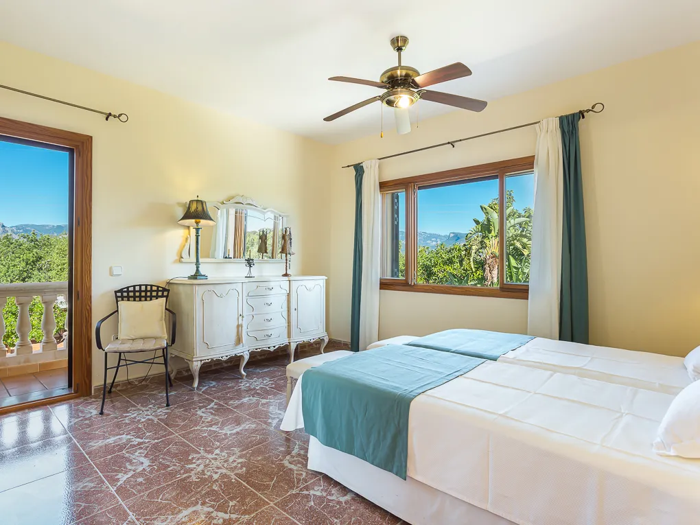 Bonita finca con granja de Aguacates-10