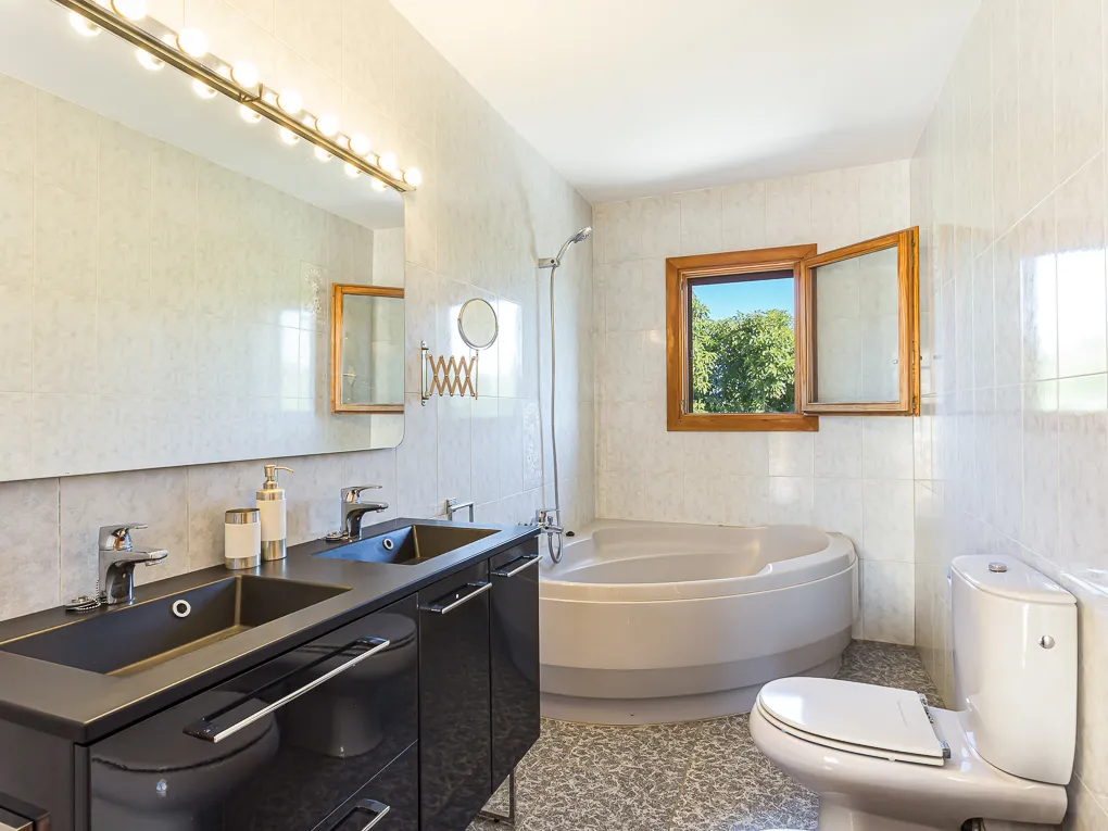 Bonita finca con granja de Aguacates-11