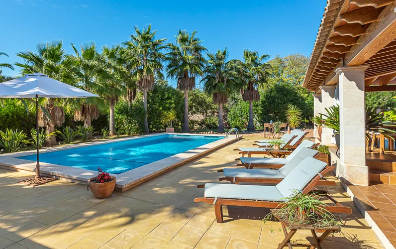 Mooi landhuis met avocadoboerderij in Son Sardina, Palma de Mallorca