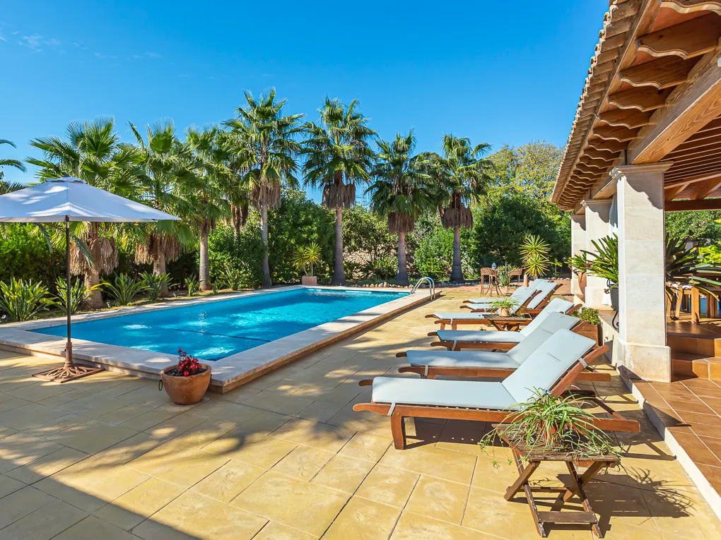 Bonita finca con granja de Aguacates-1