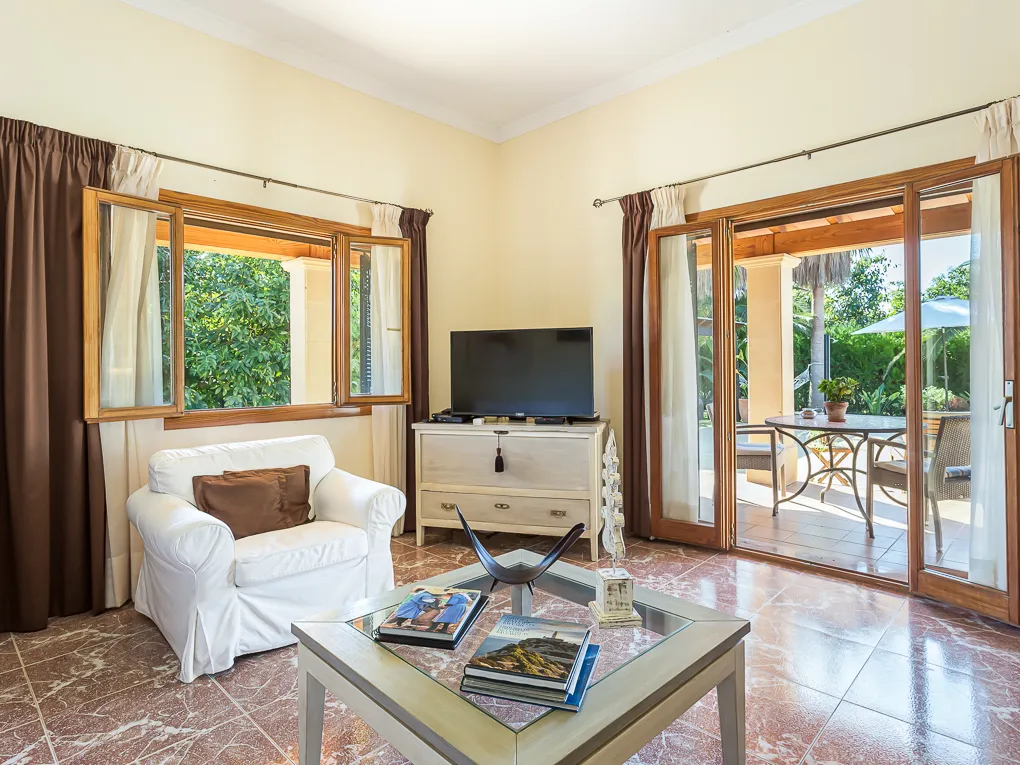 Bonita finca con granja de Aguacates-6