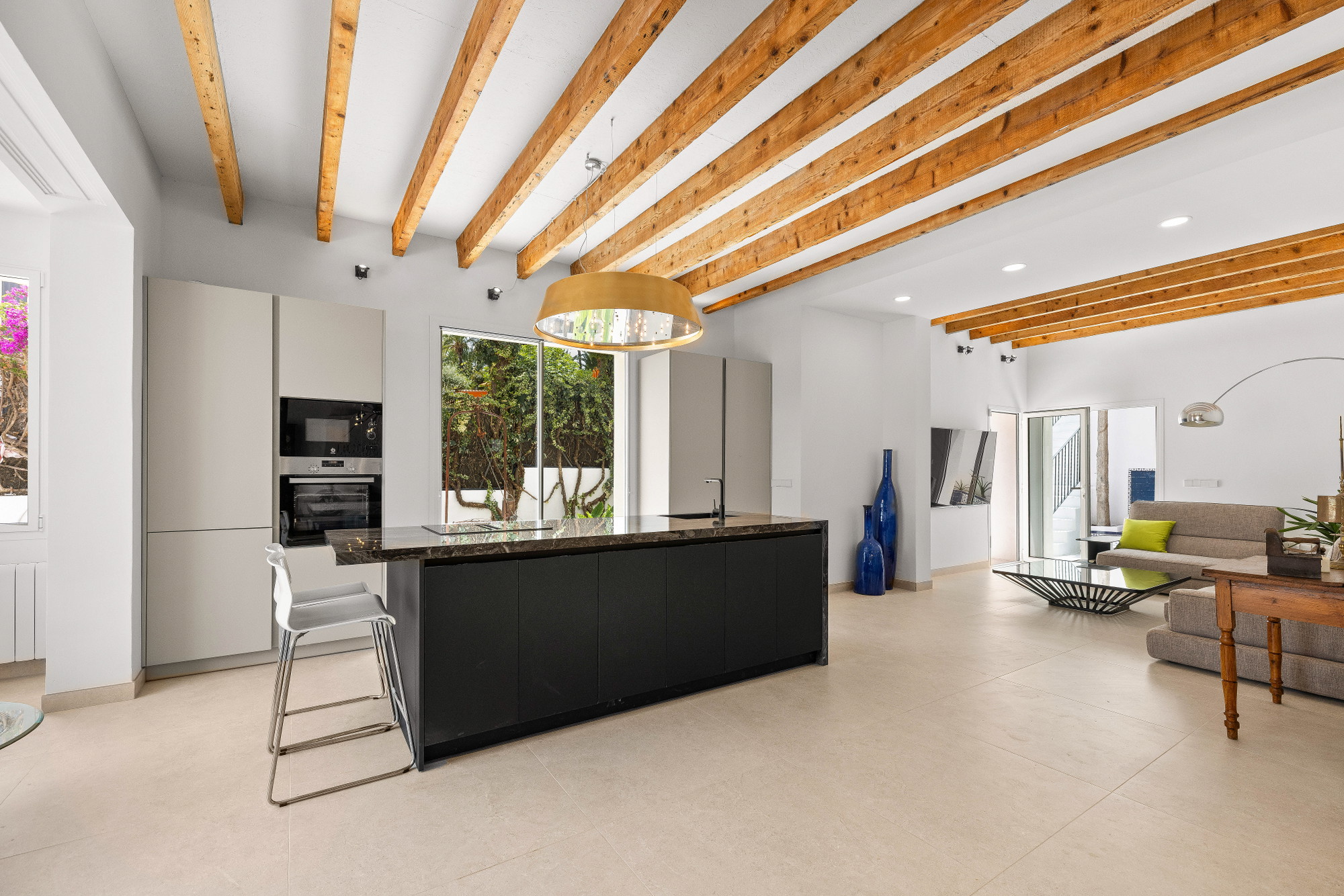 Beautifully renovated central house in Palma with Pool, Lush Garden & Cathedral Views-8