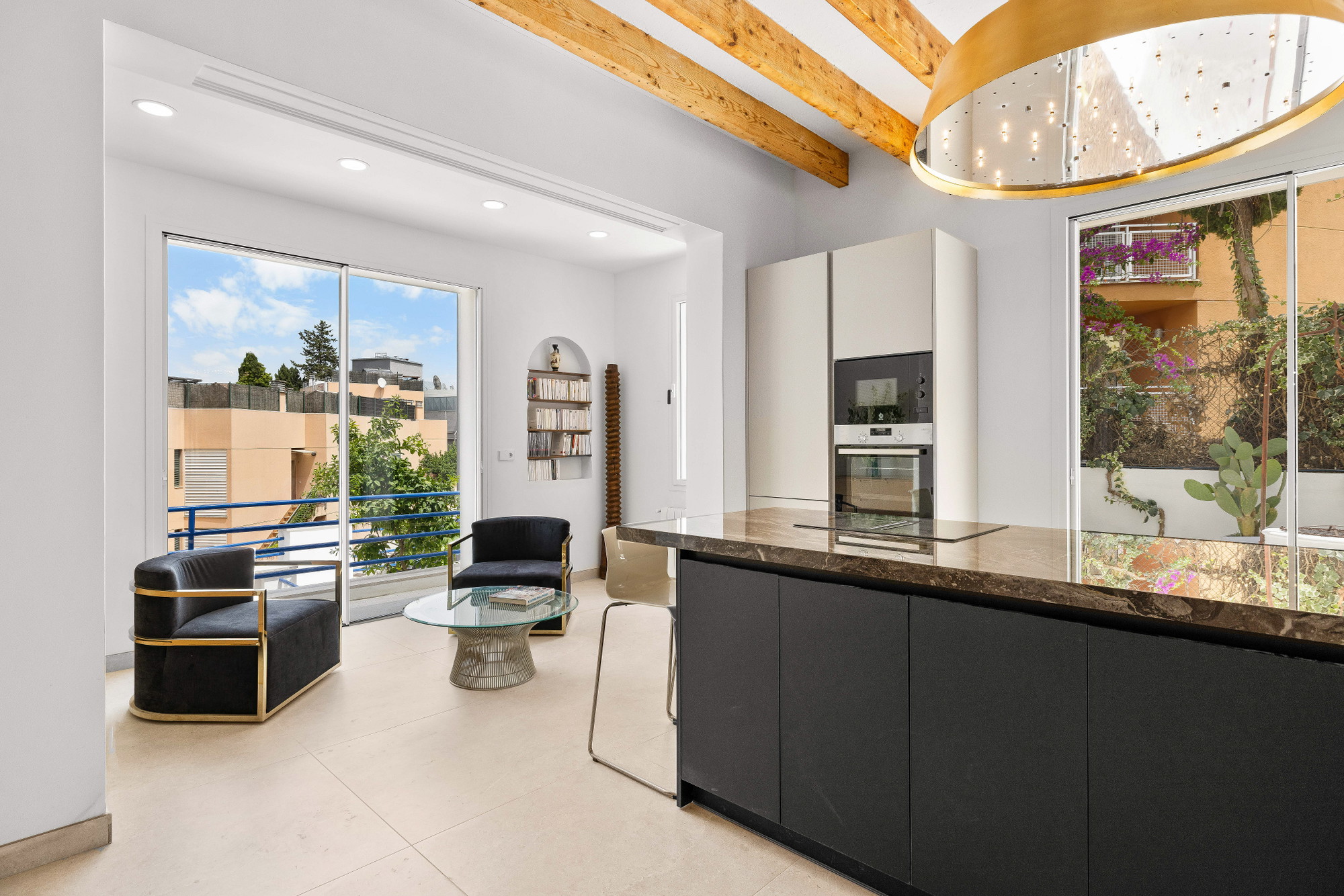 Beautifully renovated central house in Palma with Pool, Lush Garden & Cathedral Views-9