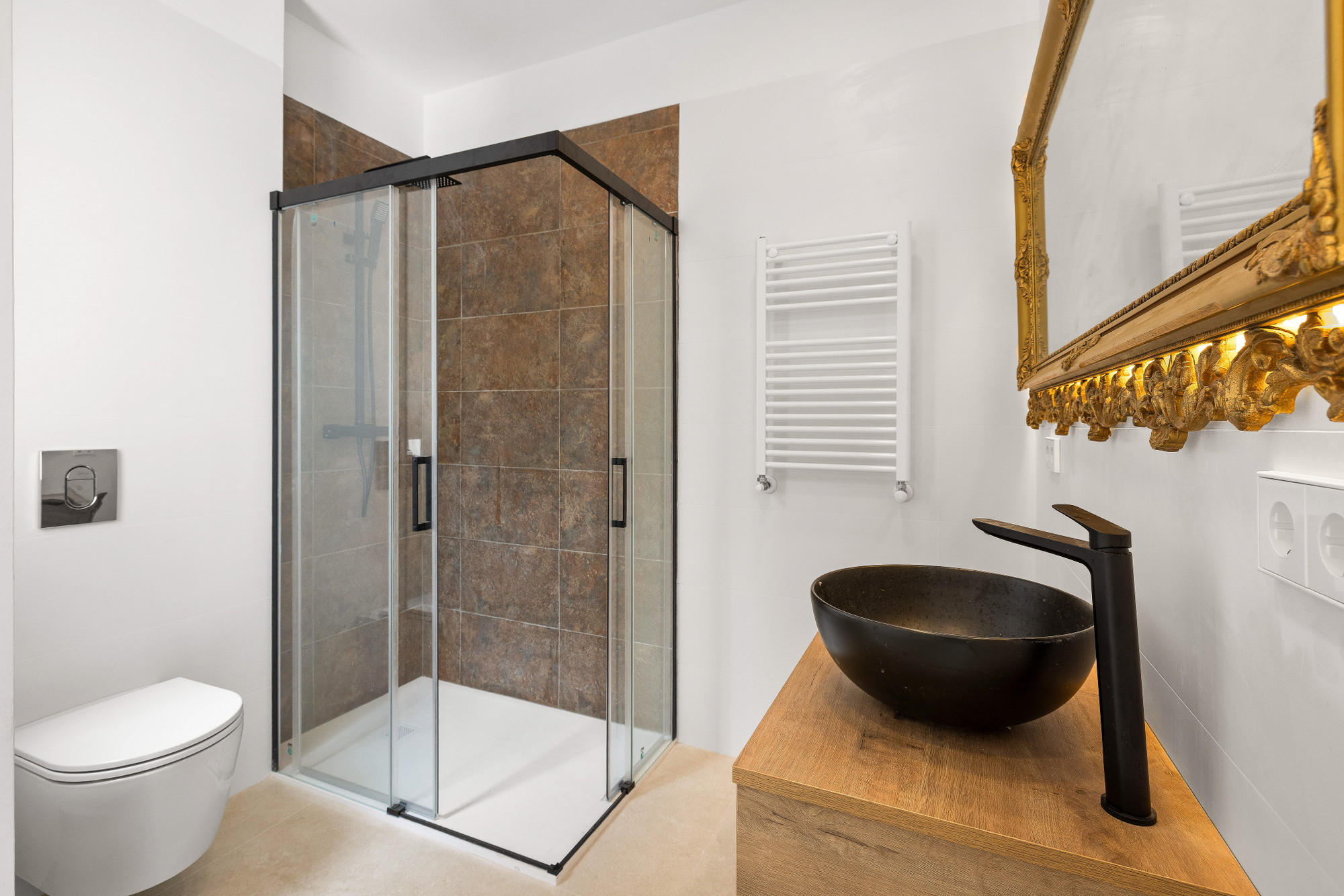 Beautifully renovated central house in Palma with Pool, Lush Garden & Cathedral Views-15