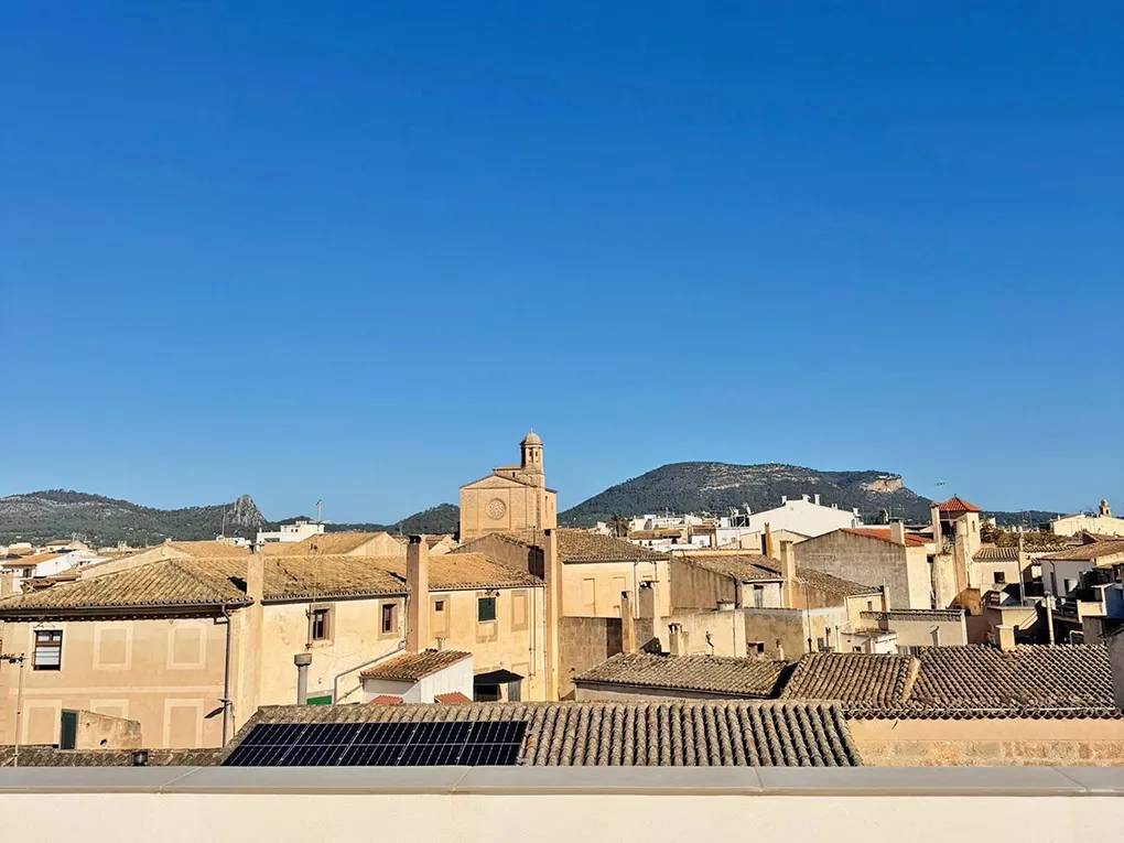 Modern new built apartment with panoramic views in Llucmajor-1