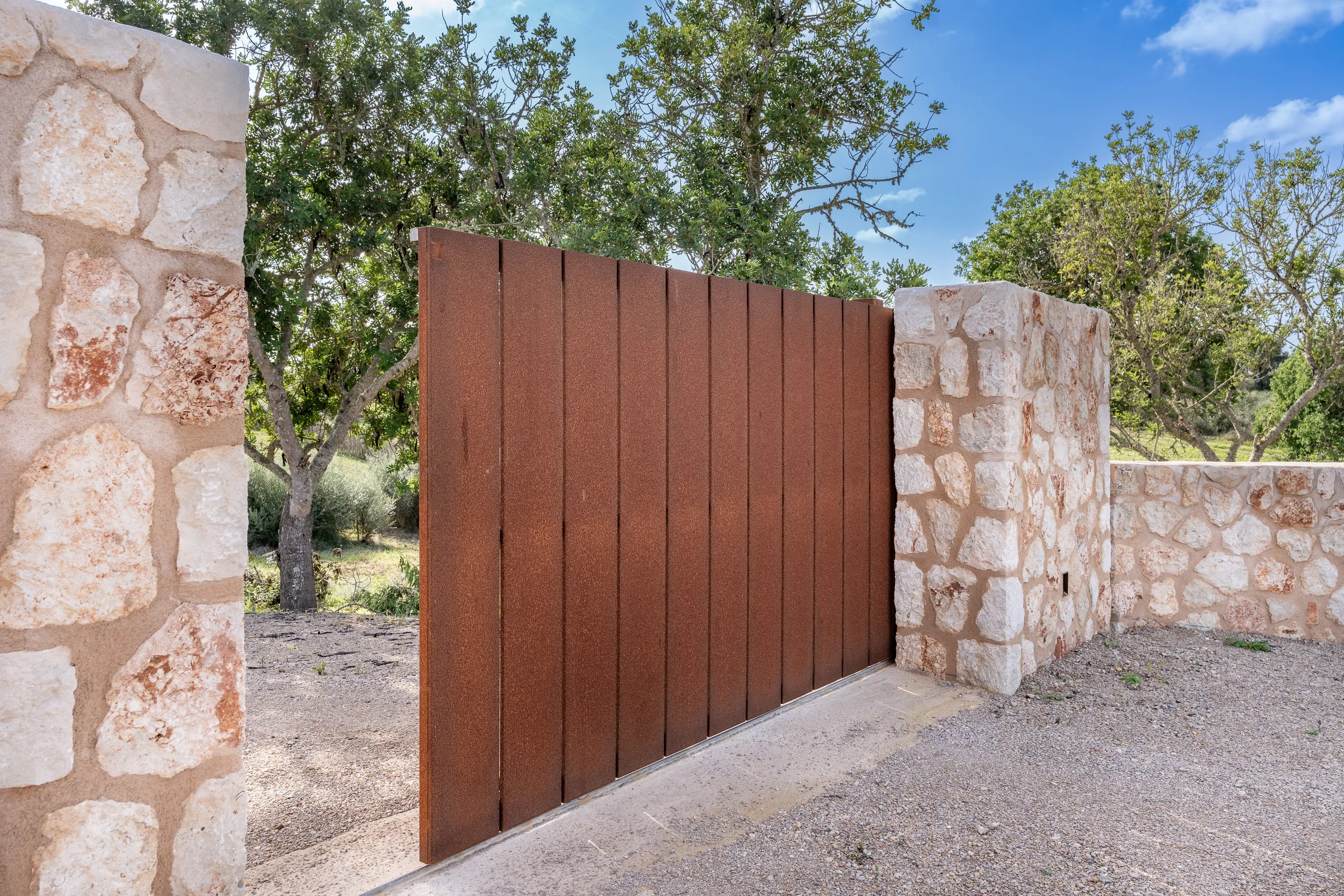 Unik ejendom med fantastisk udsigt-20