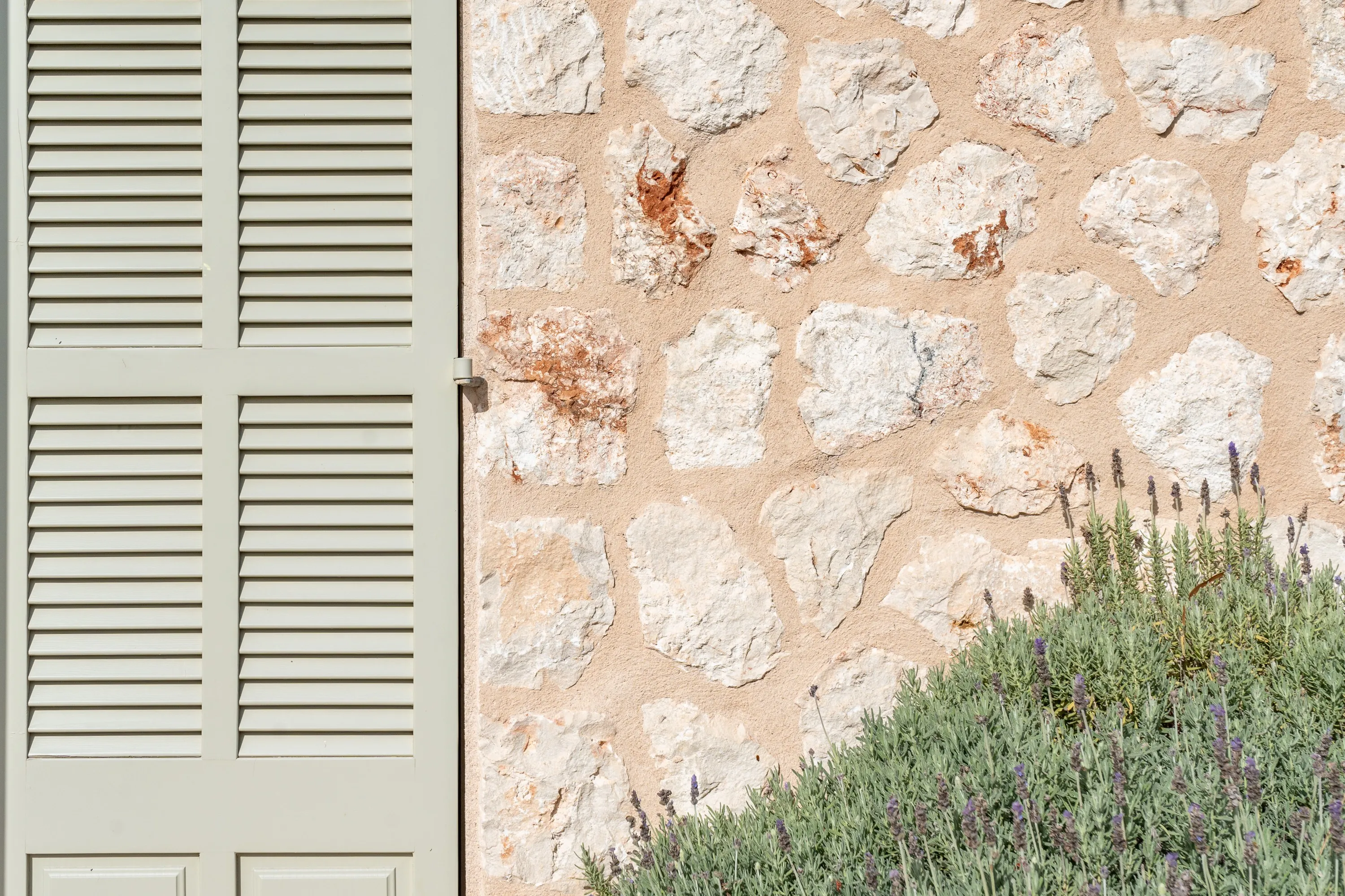 Unik ejendom med fantastisk udsigt-18