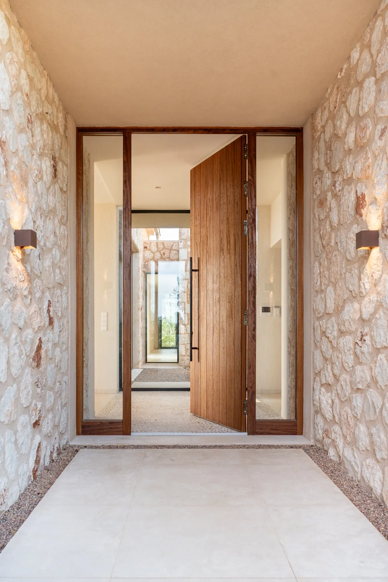 Unique property with stunning views-5