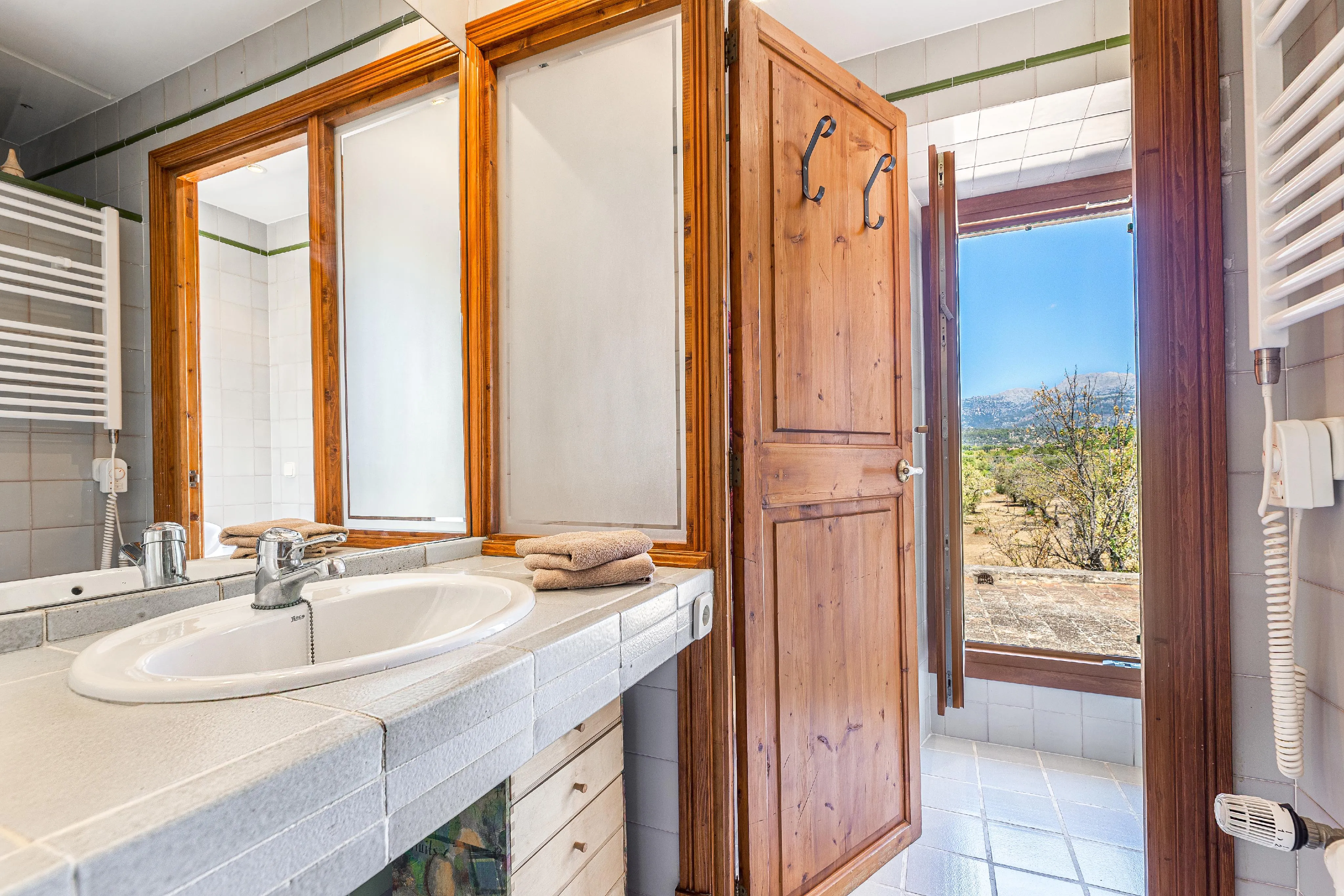 Landhuis met zwembad aan de rand van Inca-14