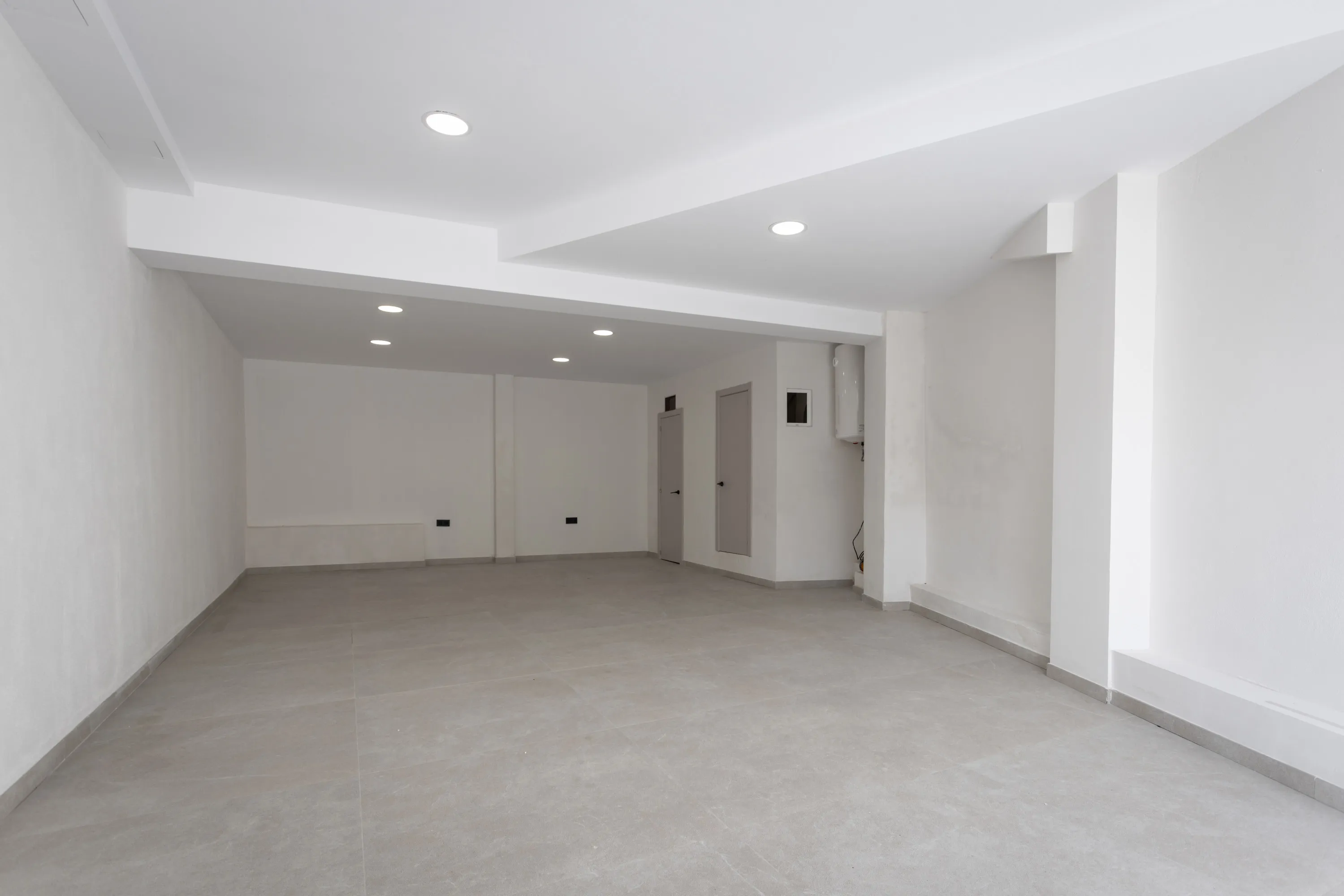 Espectacular casa reformada con diseño moderno y esencia mediterránea-14