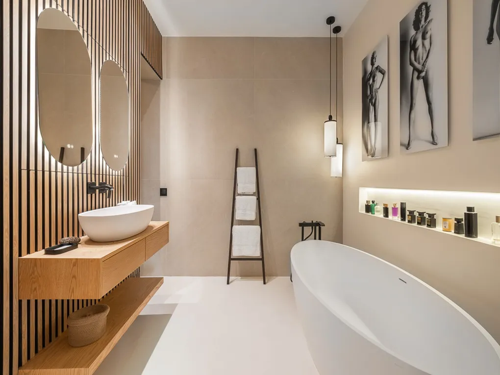 Светлая дизайнерская квартира с балконами в старом центре города Пальма-5