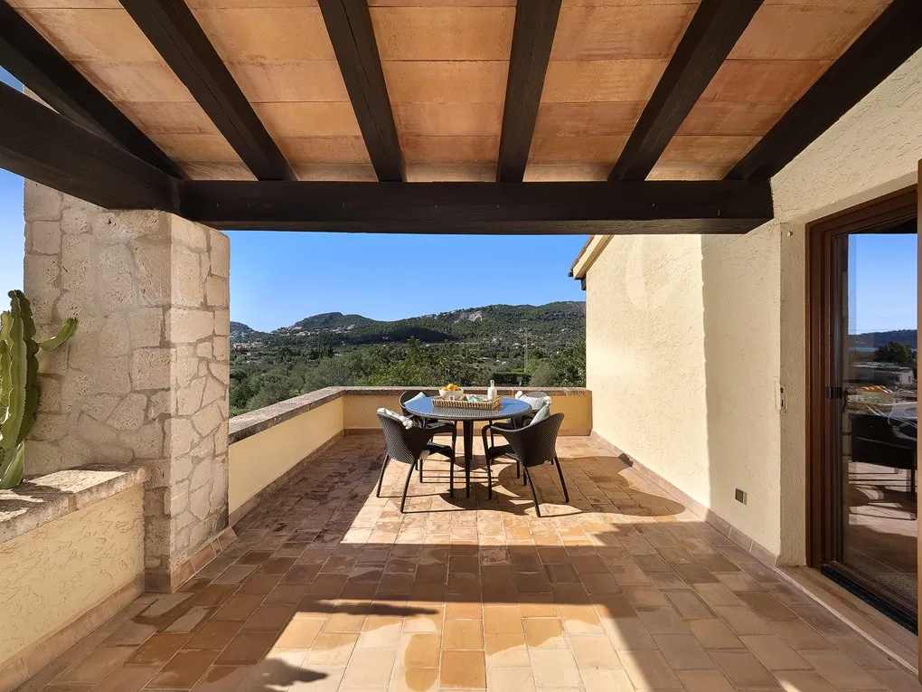 Incantevole casa di campagna con vista sul porto-14