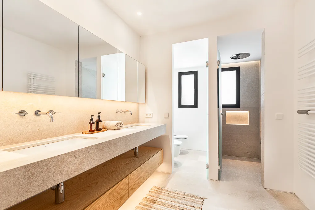 Luxury new build finca with dream views-14