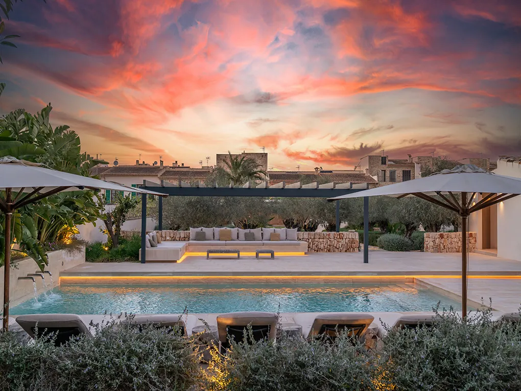 Luxury townhouse with an impressive garden-2