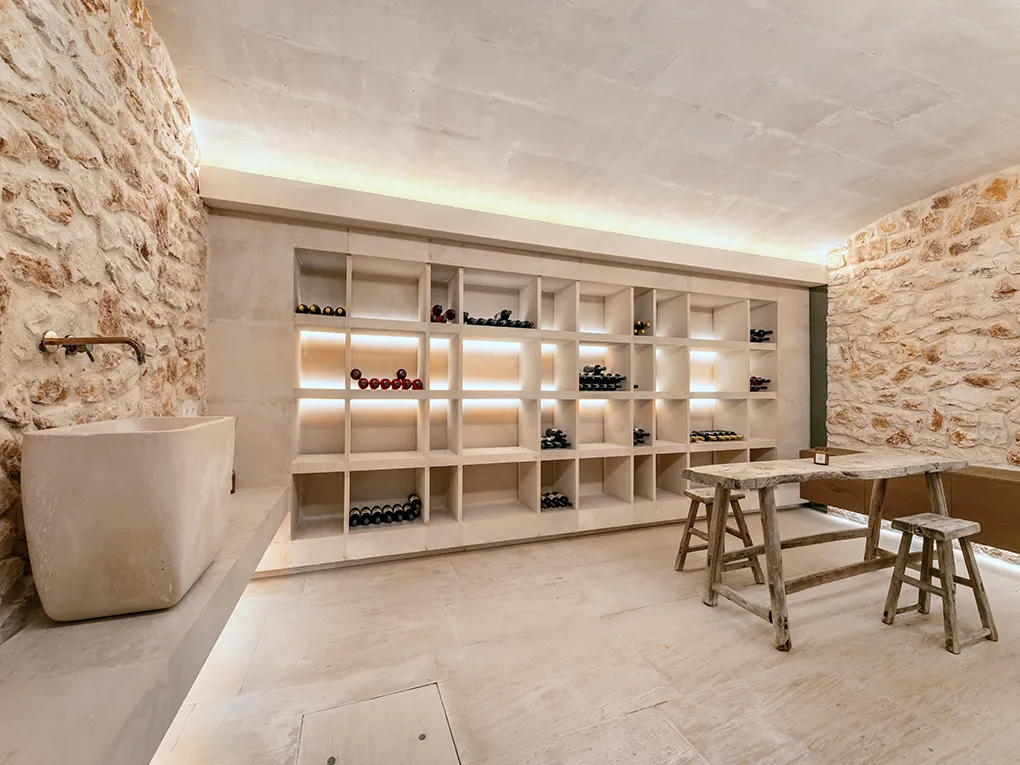 Luxury townhouse with an impressive garden-13