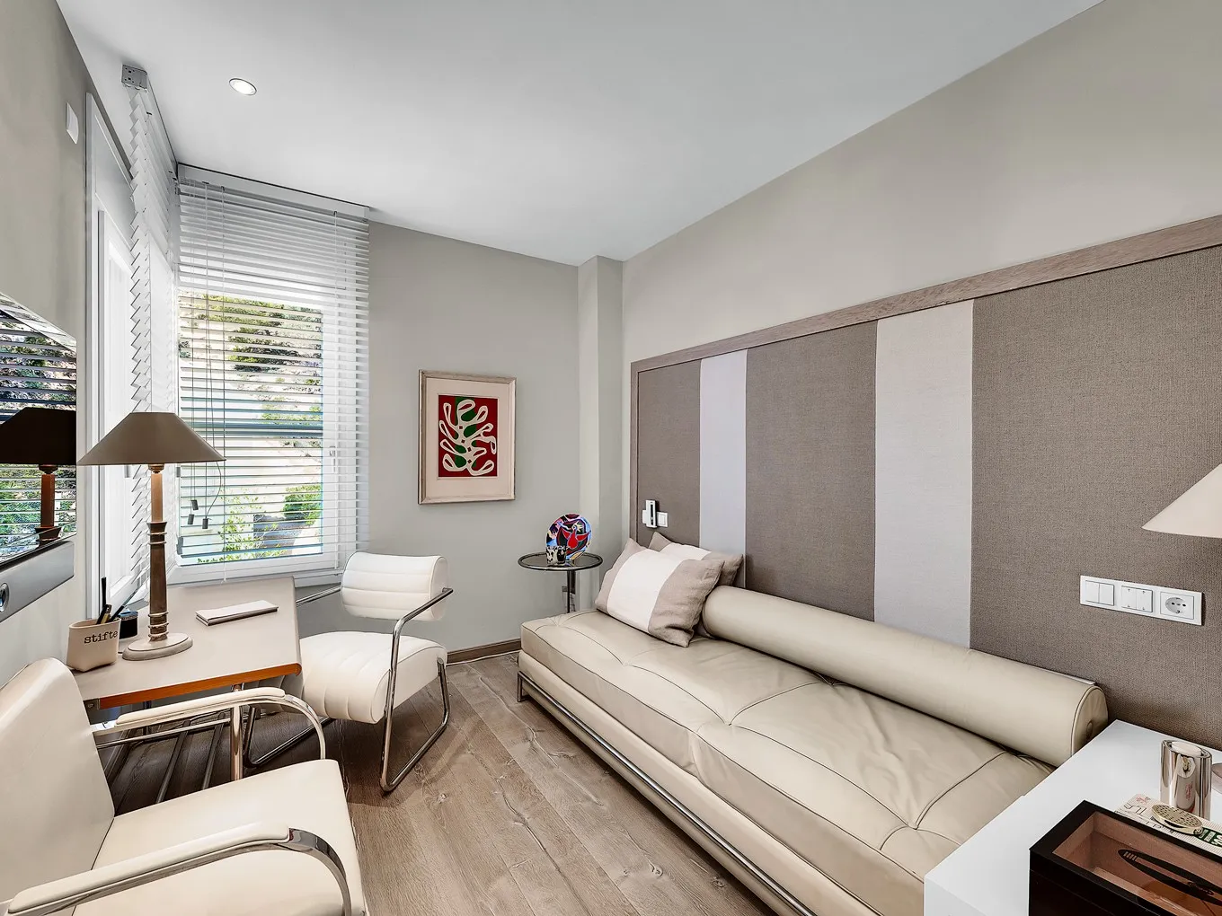 Luksusowy penthouse z zapierającym dech w piersiach widokiem na port-15