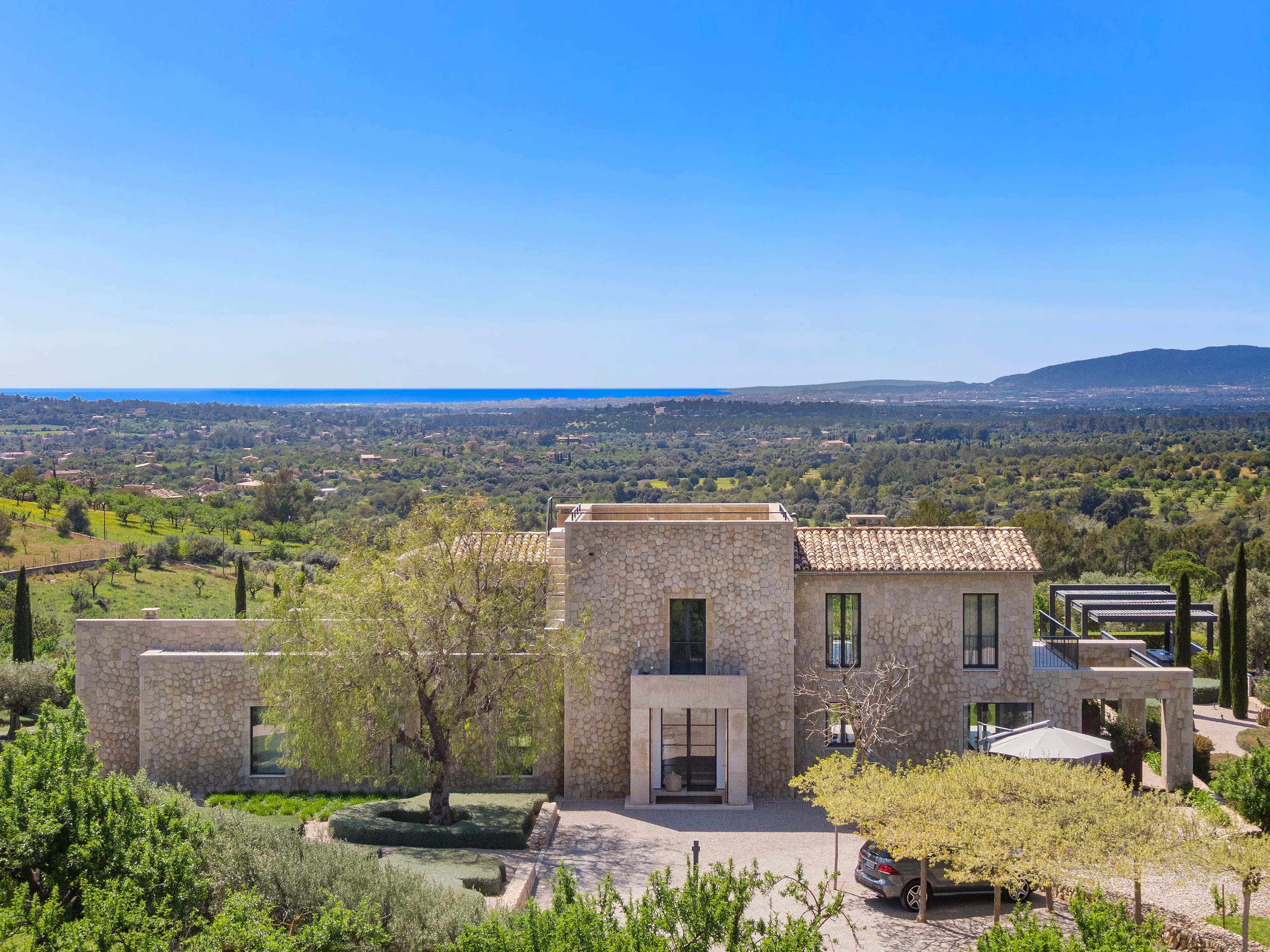A finca where architecture and nature blend in harmony near Santa Maria-1