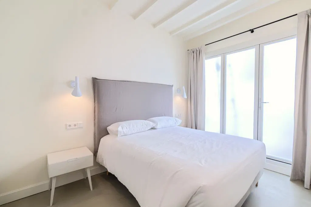 Stylish modernly renovated apartment in the center of Inca-6