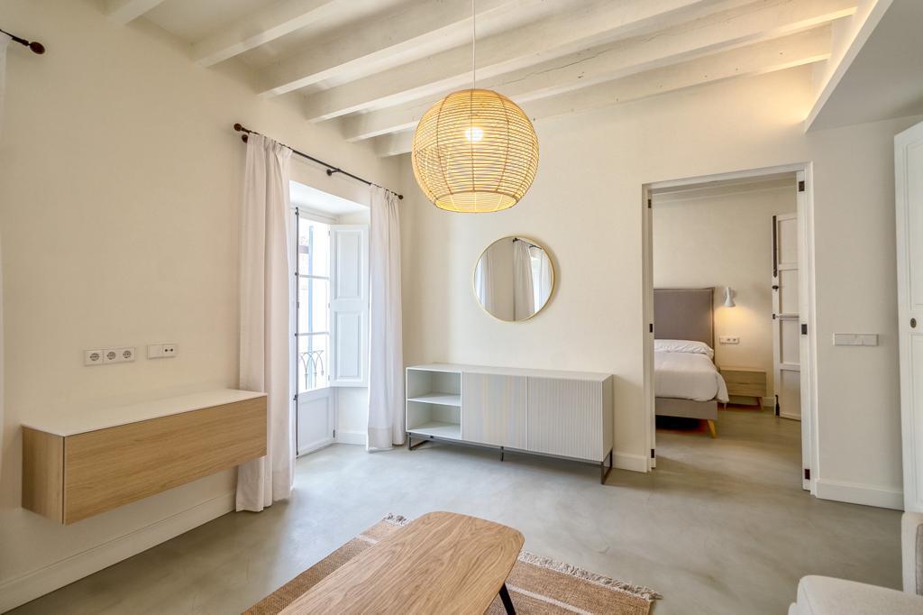 Stylish modernly renovated apartment in the center of Inca-11