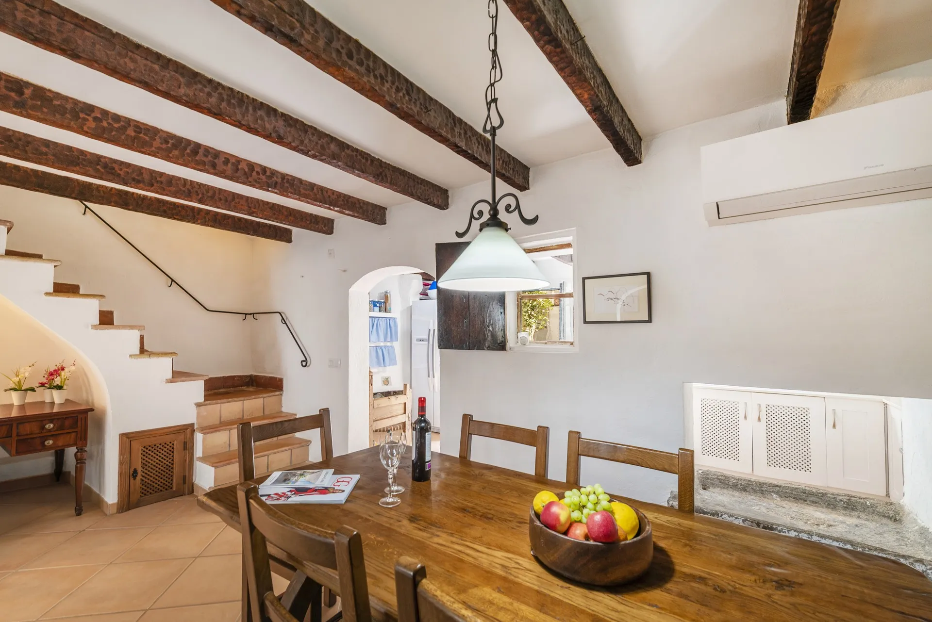 Lovely townhouse in the heart of Pollensa with outdoor space-5