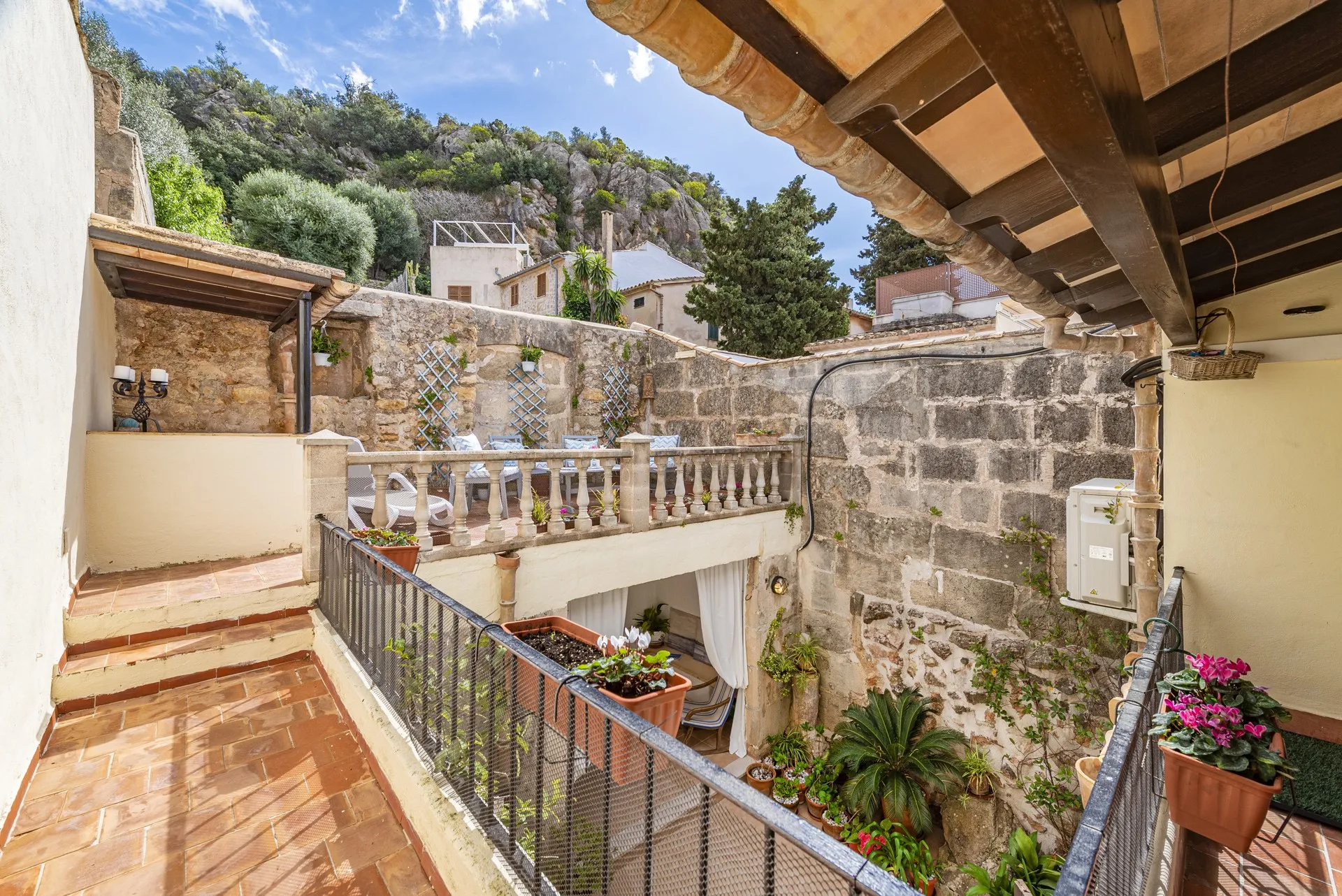 Charmantes Stadthaus im Herzen von Pollensa mit viel Außenbereich-18