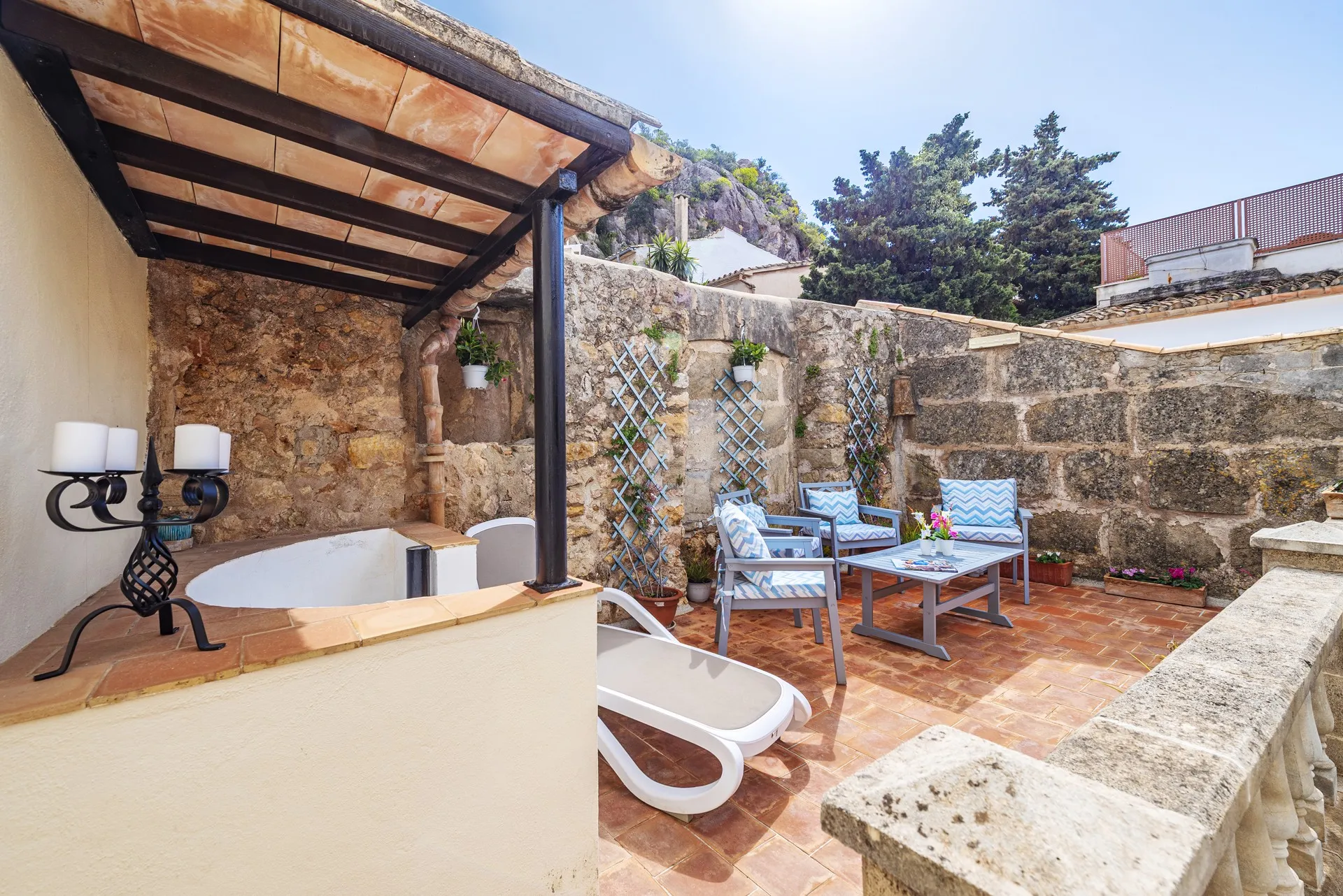 Lovely townhouse in the heart of Pollensa with outdoor space-19