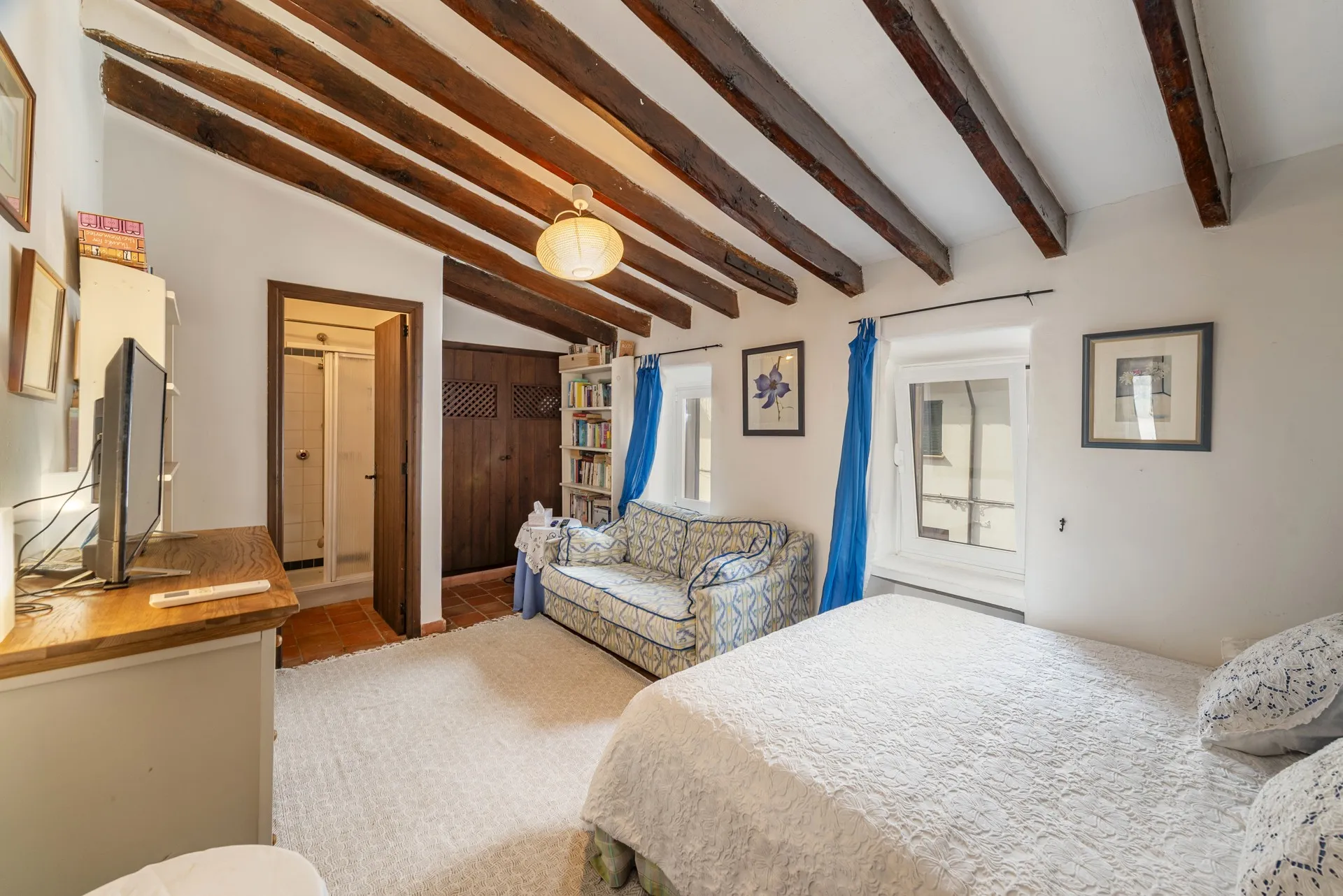 Lovely townhouse in the heart of Pollensa with outdoor space-13