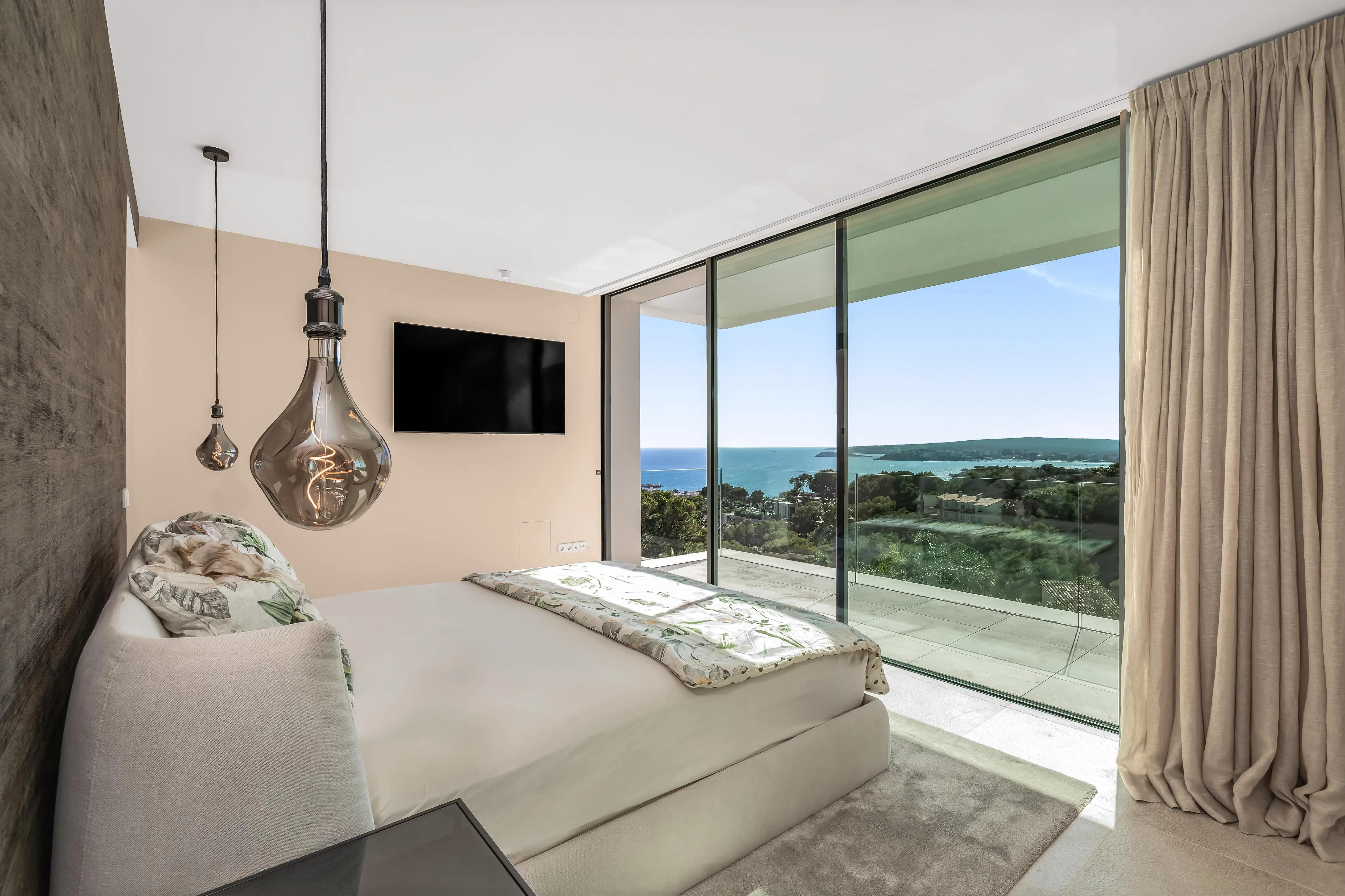 Villa de lujo con vistas al mar a pocos pasos del puerto Portals-12