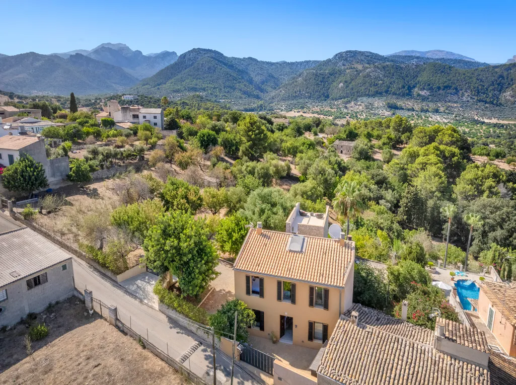Meravigliosa villa di città più terreno in una posizione meravigliosa-23