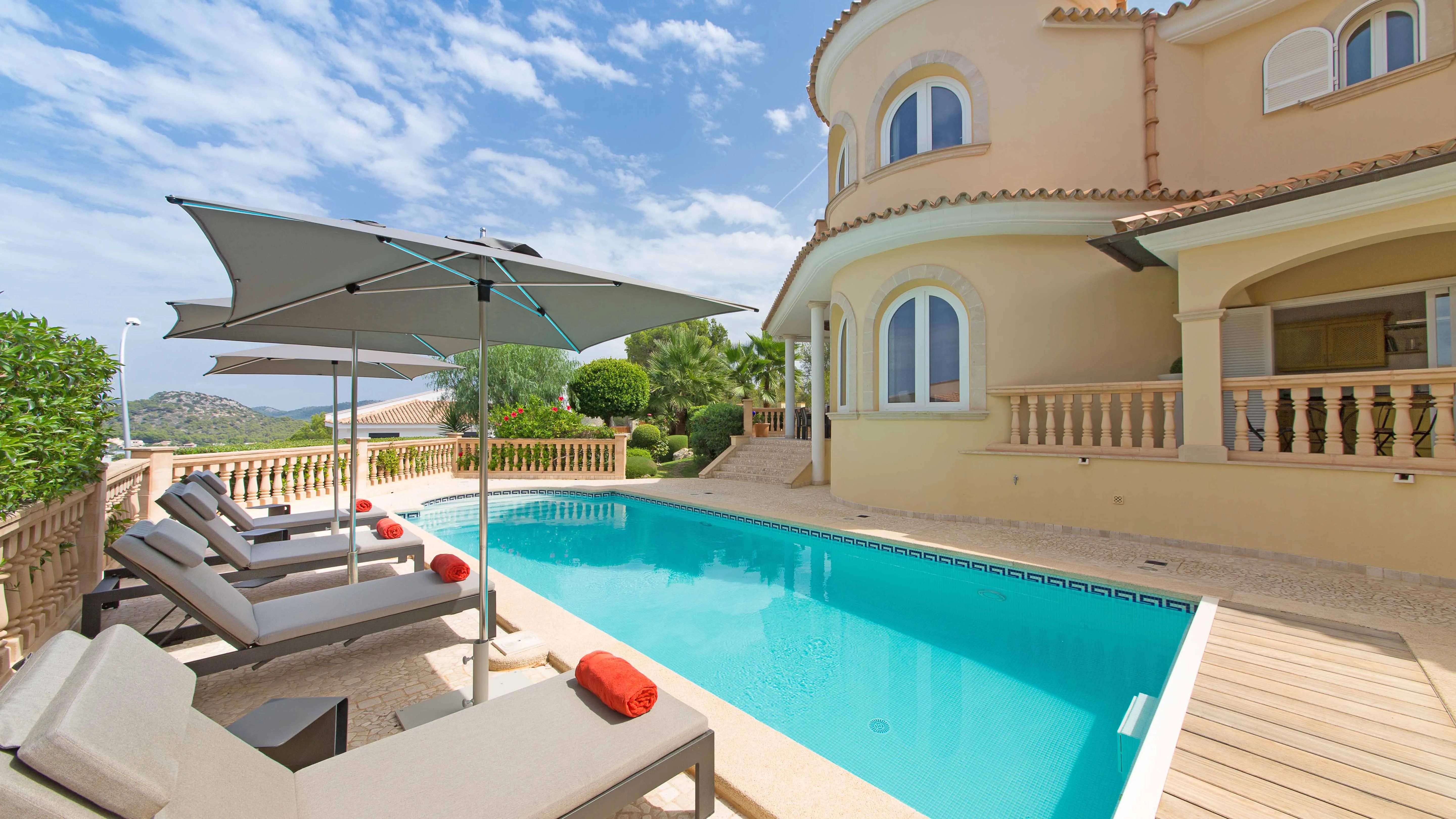 Lyxig villa i Santa Ponsa-1