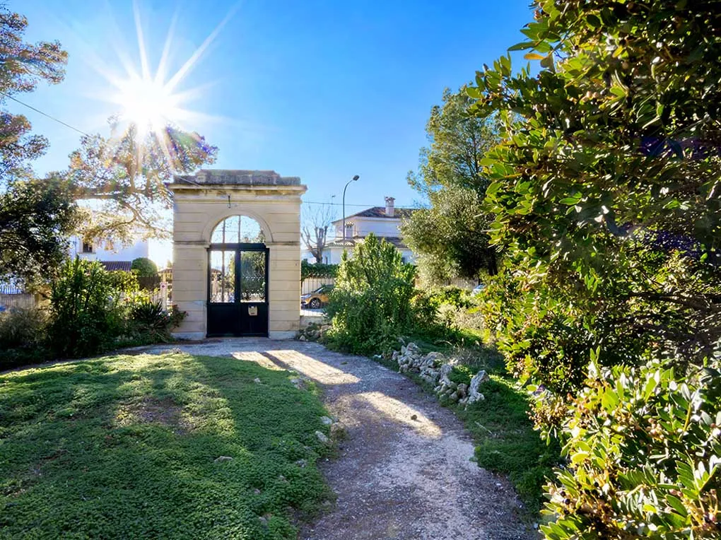 En unik privat tillflyktsort ovanför Palma-12