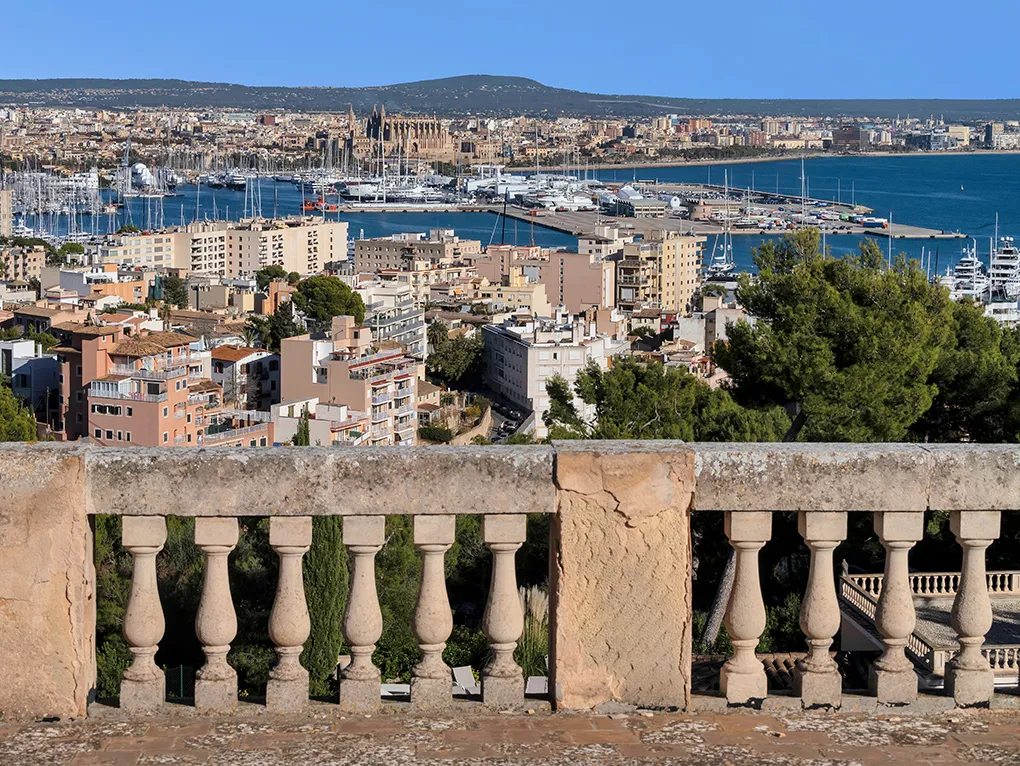 En unik privat tillflyktsort ovanför Palma-11