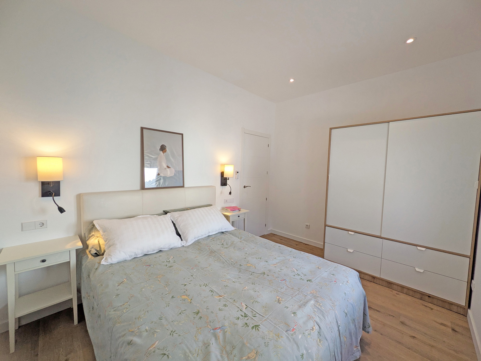 Newly renovated terraced house with pool-7