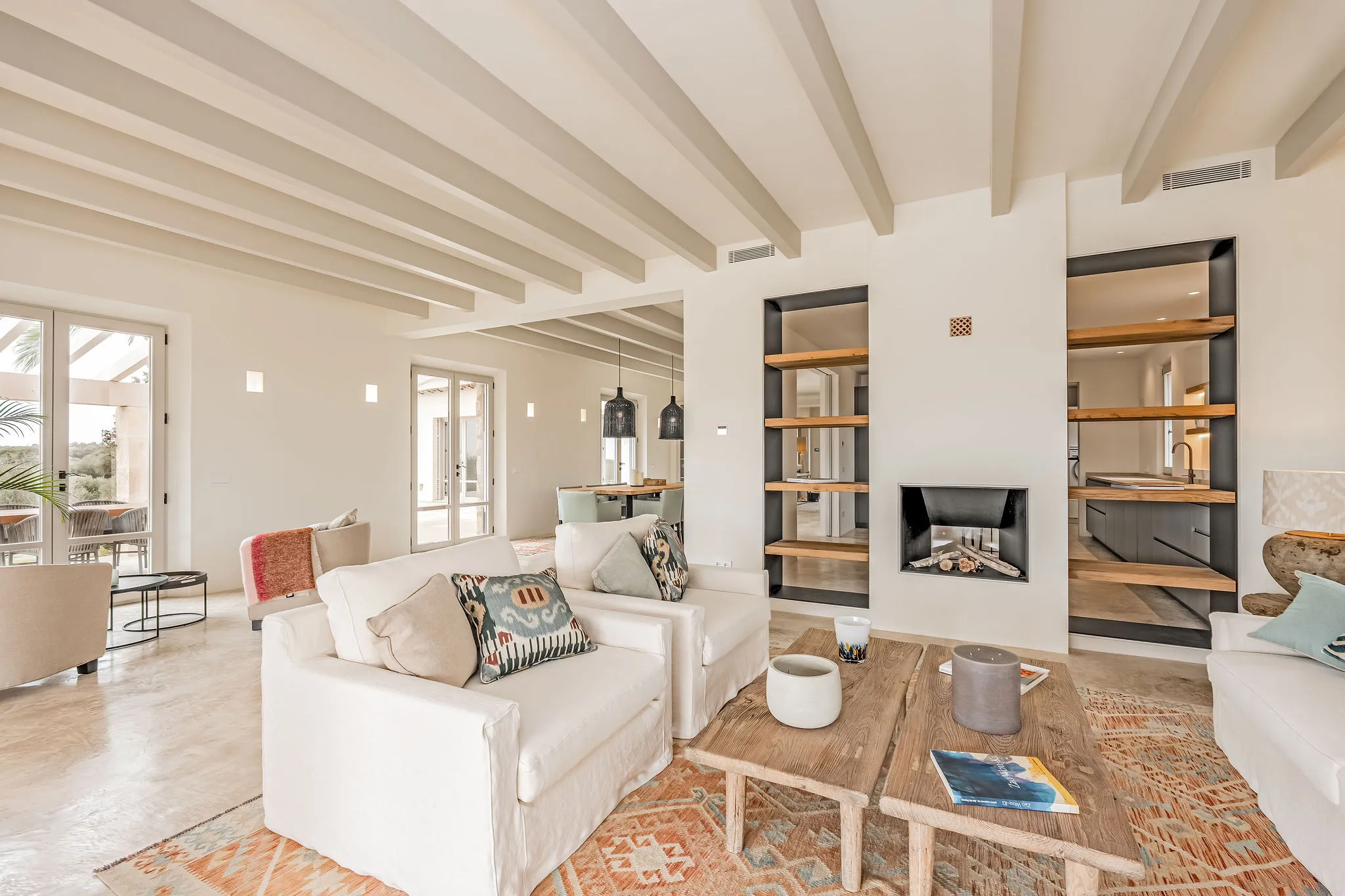 Finca i natursten av hög kvalitet med fantastisk havsutsikt-8