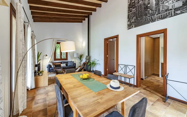 Preciosa casa de camp amb llicència de lloguer vacacional ubicada a Campanet