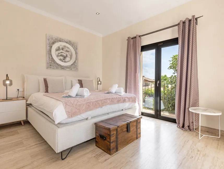 Semesterhus med fantastisk havsutsikt på Mallorca-11