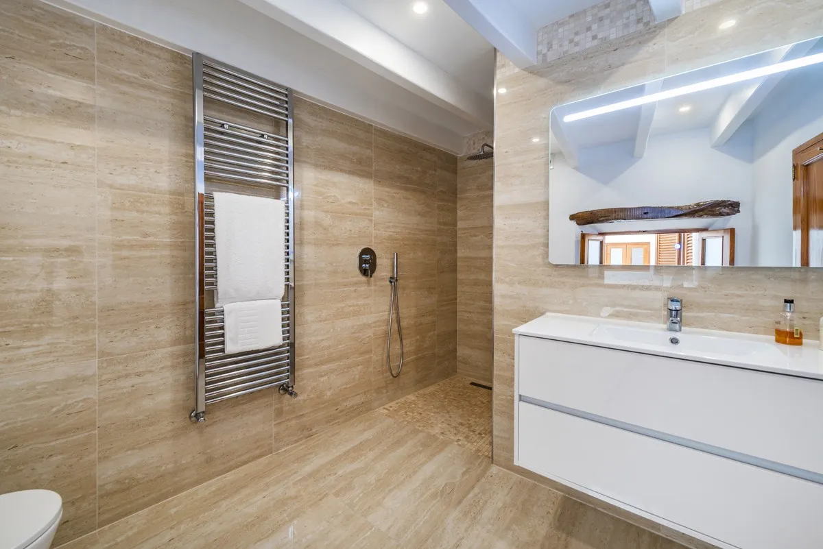 Excellent energy efficient townhouse in Pollensa, Mallorca-14