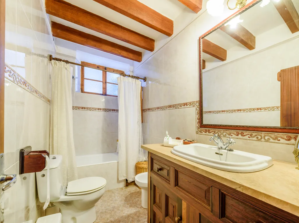 Detached stone house in Deià-11