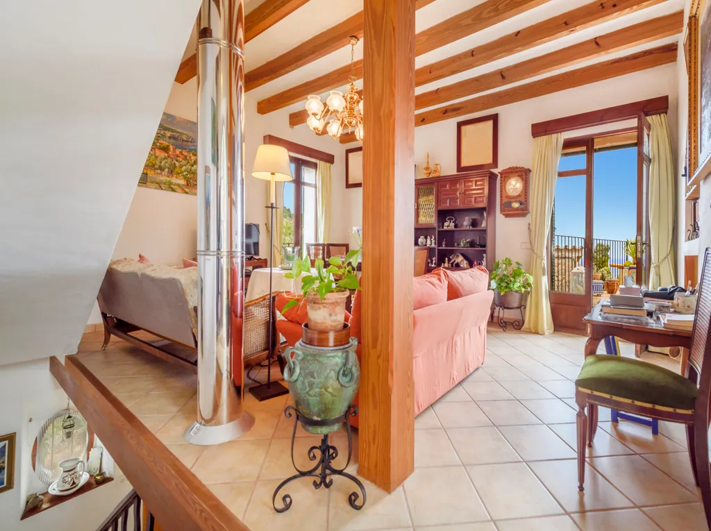 Detached stone house in Deià-3