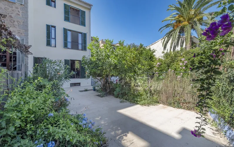 Maison de ville nouvellement construite à Sóller