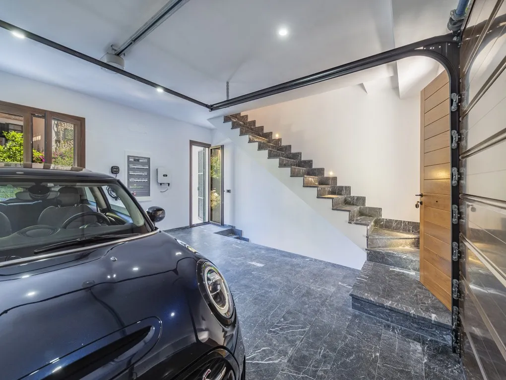 Nowo wybudowana kamienica w Sóller-11