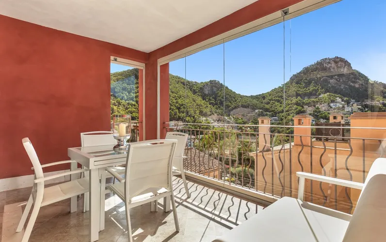 Elégante propriété à Gran Folies avec vue sur la montagne