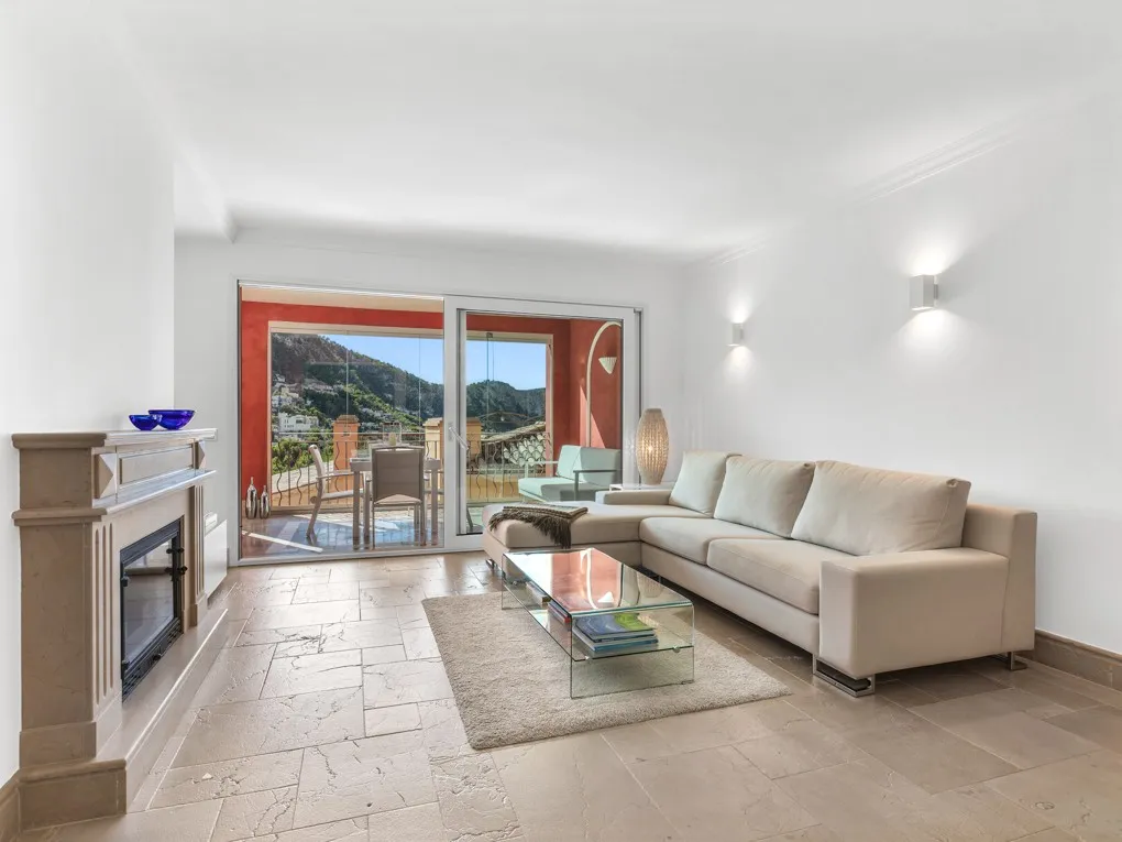 Elégante propriété à Gran Folies avec vue sur la montagne-2