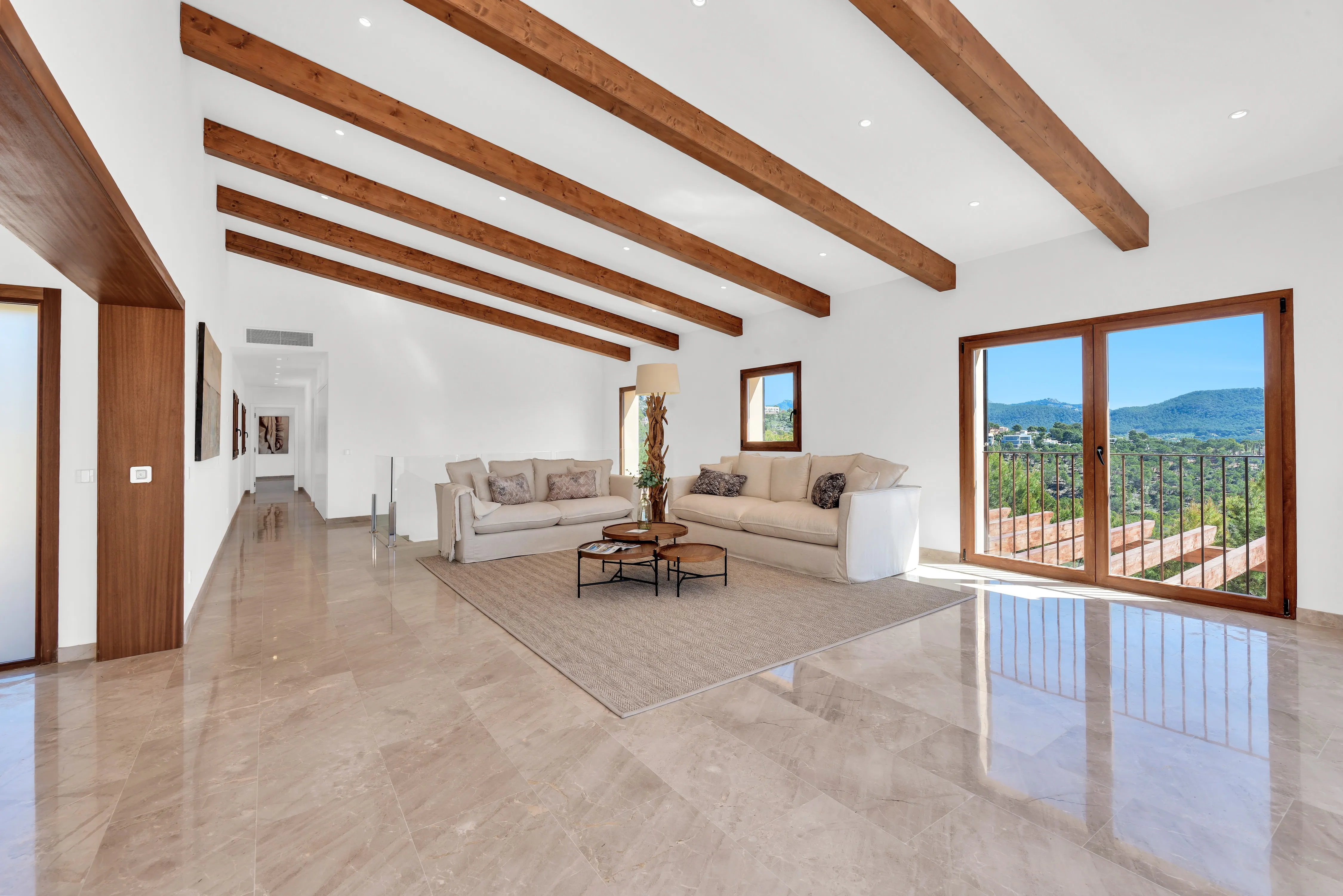 Impressionant propietat amb vista al port-9